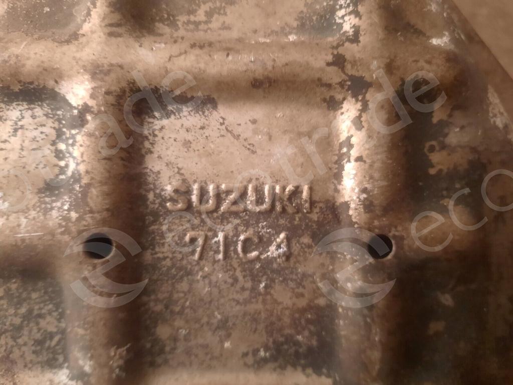 Suzuki-71C4Katalizatoriai