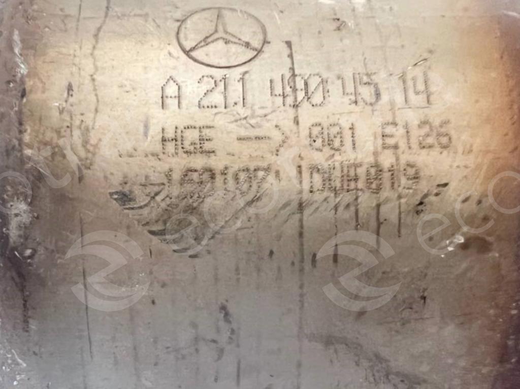 Mercedes Benz-A2114904514Catalisadores